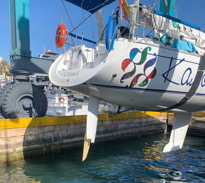 Imagen del timón del 'Kapote Tercero' tras ser atacado por orcas