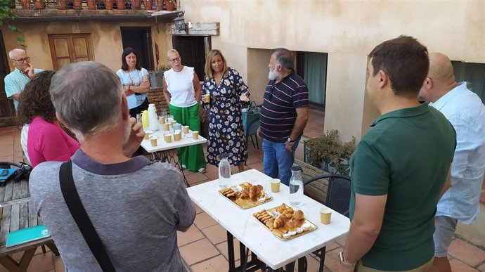 El desayuno informativo con periodistas en el que han estado presentes los candidatos