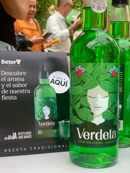 Bétera presenta su Licor d'Alfbega