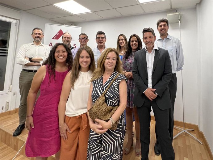 Firma del convenio de Aemes.