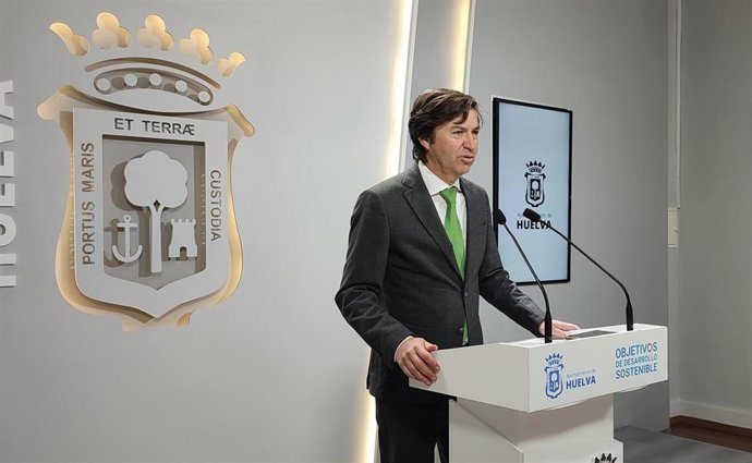 Archivo - El portavoz de Vox en el Ayuntamiento de Huelva, Wenceslao Font.