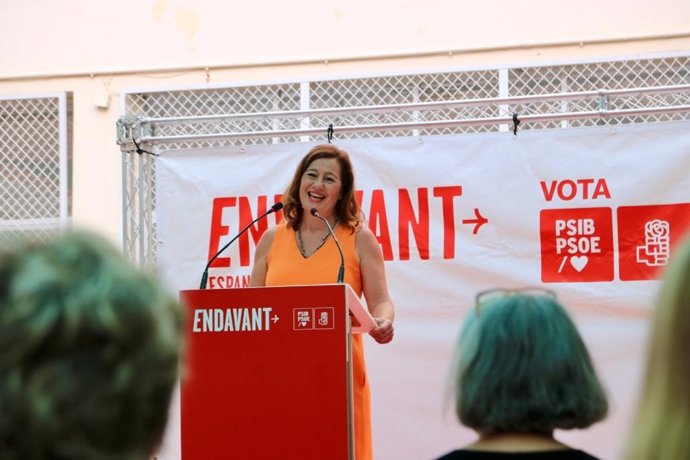 Archivo - La candidata del PSIB-PSOE al Congreso, Francina Armengol