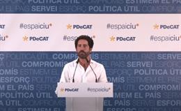 El candidato del PDeCAT-Espai CiU al Congreso, Roger Montañola, en el acto de final de campaña en Barcelona