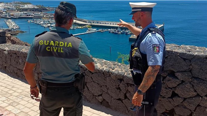 La Guardia Civil refuerza la seguridad con patrullas mixtas internacionales en las zonas turísticas de la Comandancia de Las Palmas