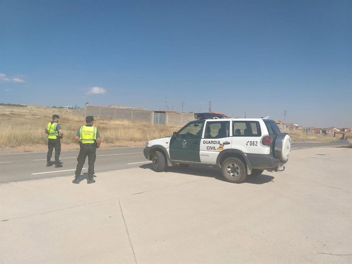 Archivo - La Guardia Civil investiga una muerte y dos agresiones con arma blanca en Teruell.