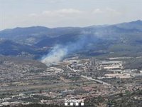 L'incendi forestal a Sant Vicen dels Horts (Barcelona) crema unes 2,3 hectrees