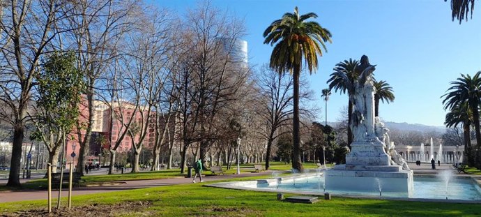 Archivo - Jornada con sol en Euskadi (archivo)