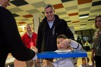 Zuloaga llama a "votar con ilusión" a la "mayoría progresista" sabiendo que "el futuro está en juego"