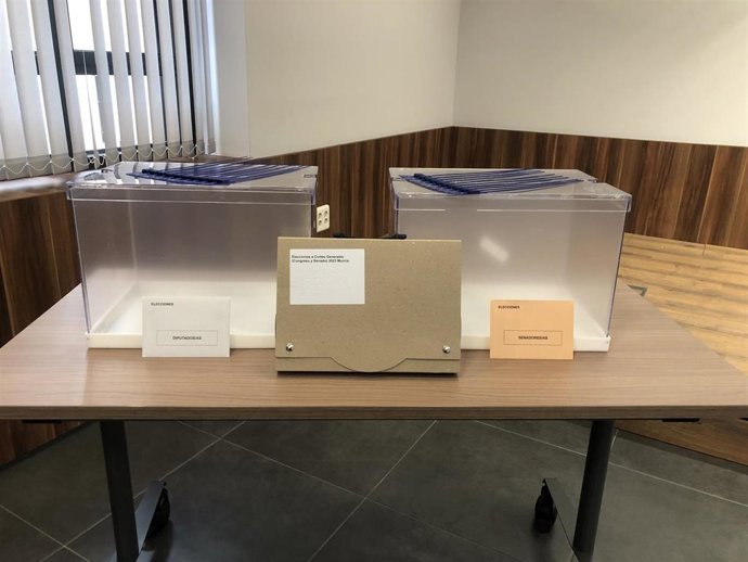 Archivo - 23J.-La participación a las 14.00 horas en la Región de Murcia es del 44,24%, 5,23 puntos más que en 2019