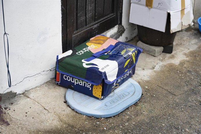 Archivo - Reparto de paquets en Corea del Sur