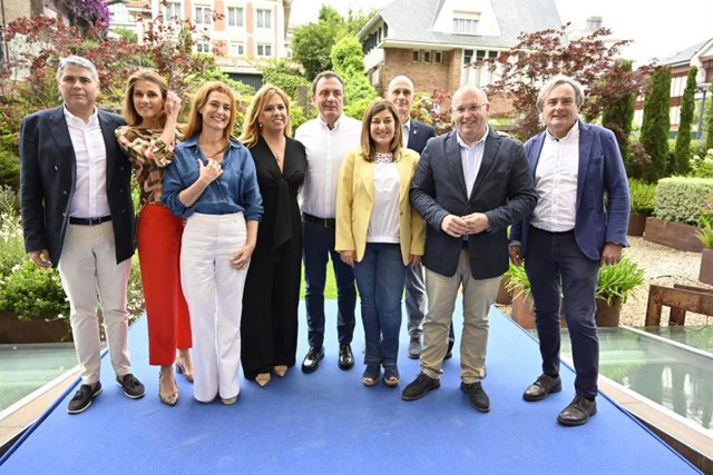 Presentación de los candidatos del PP de Cantabria al Congreso y Senado