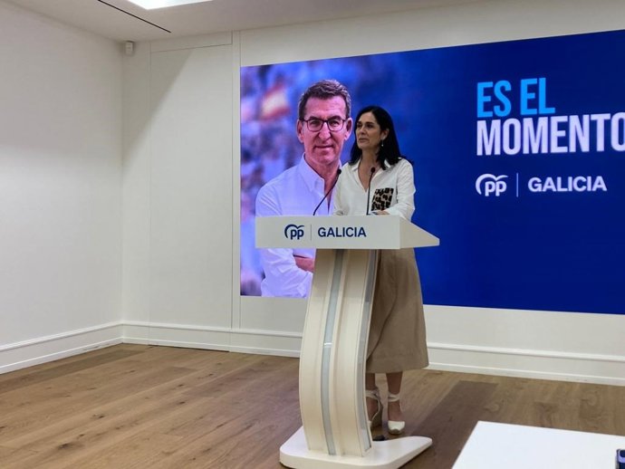 Prado comparece ante los medios en la sede autonómica.