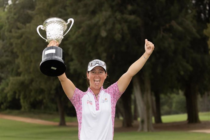 La Sella Open estrena su palmarés con la española Nuria Iturrioz