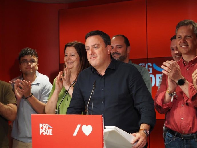 El secretario xeral del PSdeG, Valentín González Formoso, comparece ante los medios en la sede del PSdeG para valorar los resultados del 23J