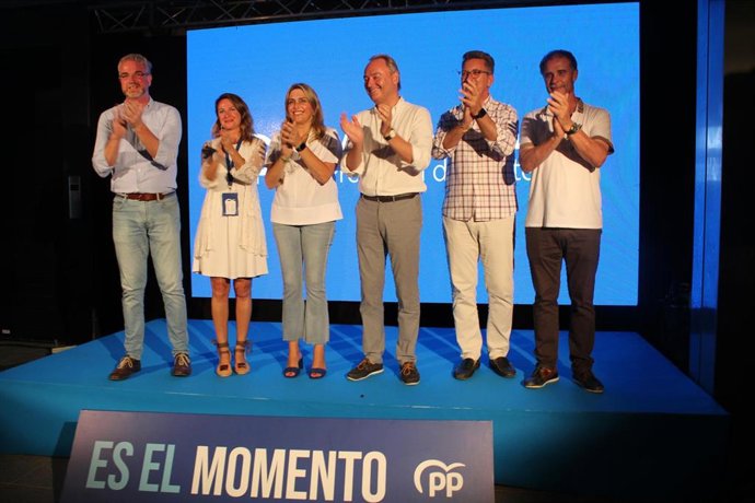Representantes del PP de Castellón en la noche electoral