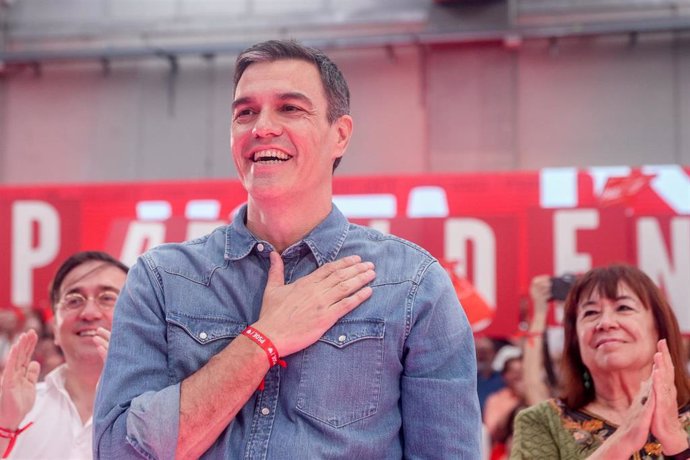 El presidente del Gobierno y candidato a la reelección por el PSOE, Pedro Sánchez, durante el acto de cierre de campaña del PSOE.