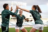 Athenea del Castillo: "Es muy fácil jugar con Weir, tenemos muy buena conexión"