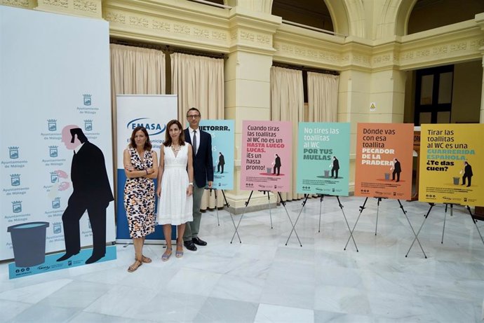 Presentación de la campaña del Ayuntamiento de Málaga para evitar que se tiren toallitas al inodoro inspirada en Chiquito.