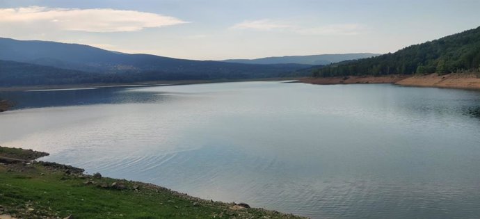 Embalse González Lacasa con poca agua