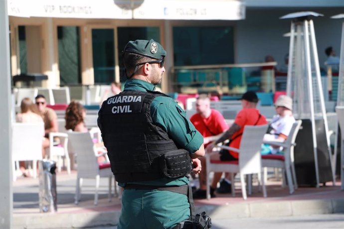 Un agente de la Guardia Civil en una imagen de archivo.