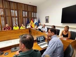 El presidente del Cabildo de La Palma, Sergio Rodríguez, preside la reunión del Peinpal
