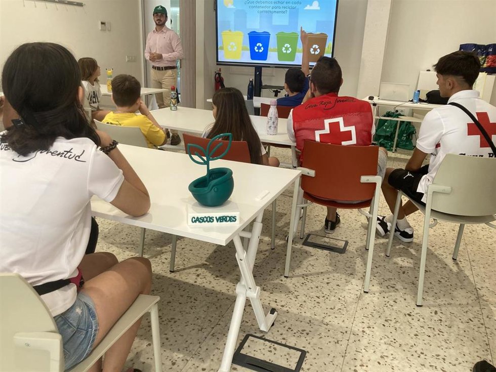 Cascos Verdes forma a más de 2.000 alumnos de 41 colegios andaluces en prácticas ambientales vinculadas a ODS.