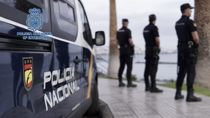 Agentes de la Policía Nacional