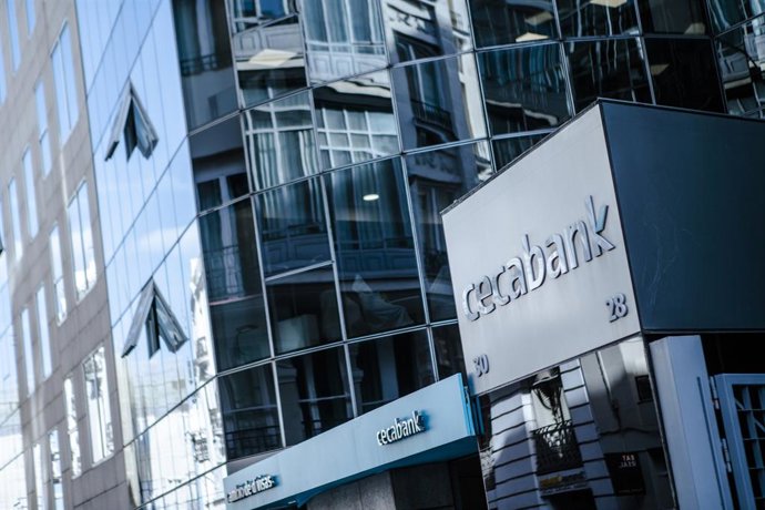 Archivo - Oficina de Cecabank.