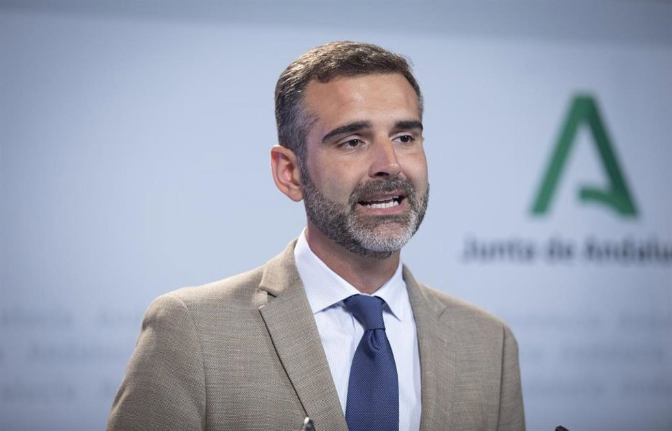 El consejero de Sostenibilidad, Medio Ambiente y Economía Azul y portavoz del Gobierno, Ramón Fernández-Pacheco, durante la rueda de prensa en el Palacio de San Telmo. A 25 de julio de 2023, en Sevilla (Andalucía, España). Como cada martes, el Consejo d