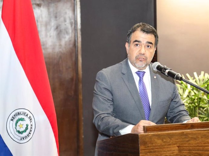 El ministro de Hacienda de Paraguay, Óscar Llamosas
