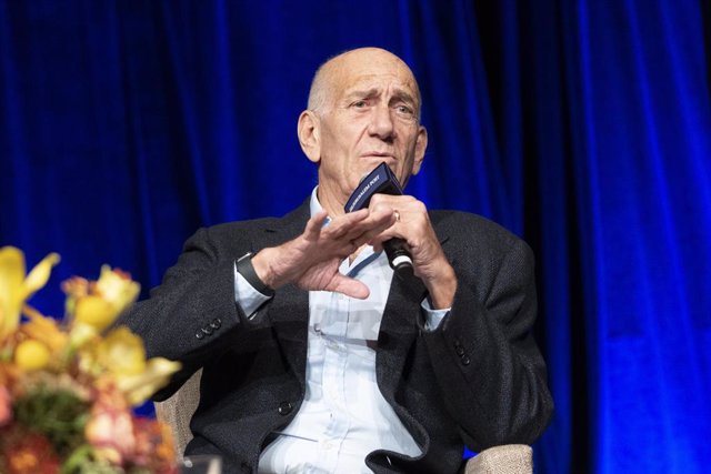 Archivo - El ex primer ministro de Israel Ehud Olmert 