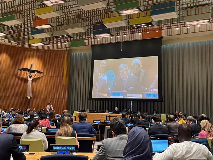 La Asamblea General de la ONU aprueba la resolución que condena la violencia contra los textos sagrados