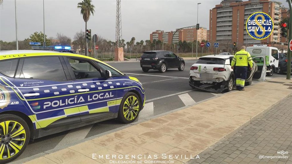Archivo - Imagen de archivo de accidente en la avenida de Jerez.