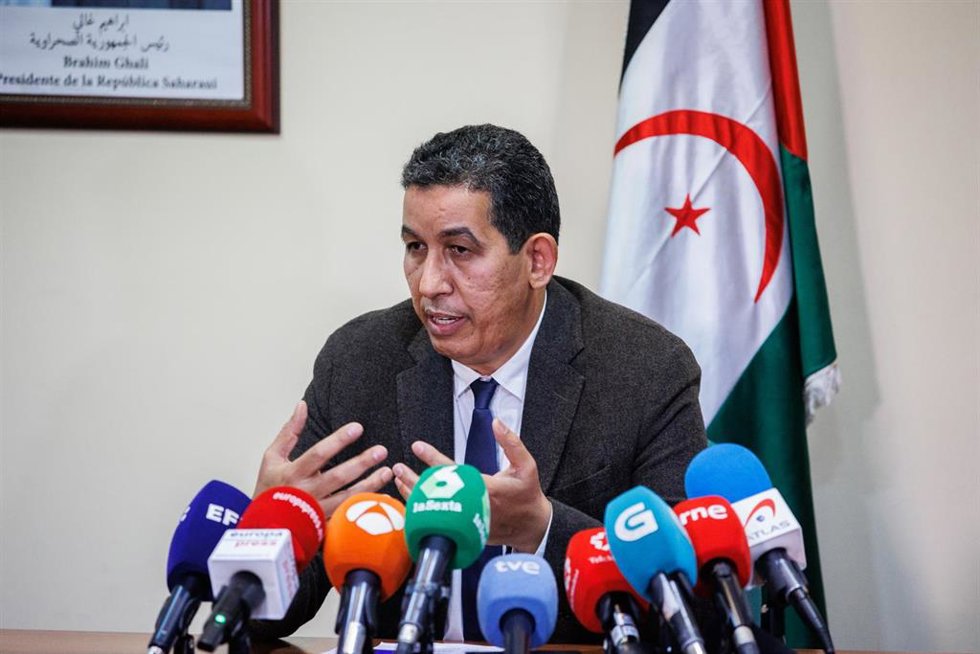 Archivo - El delegado de Frente Polisario para España, Abdulah Arabi, comparece en una rueda de prensa en la Delegación Saharaui para España, a 11 de abril de 2022, en Madrid (España)