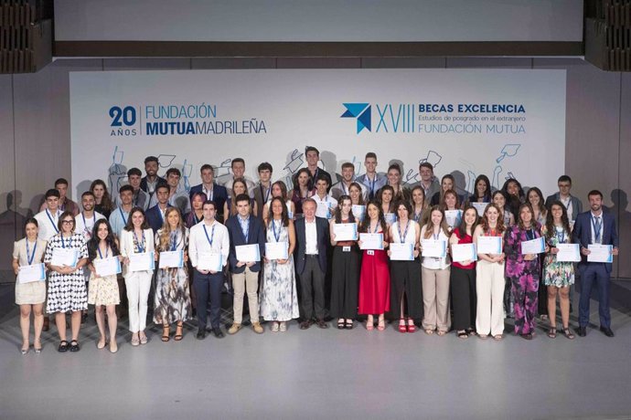 Fundación Mutua concede 58 nuevas becas de posgrado para ampliar estudios en el extranjero