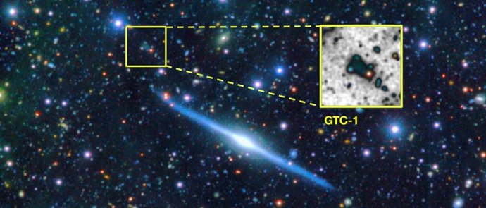 Imagen a color de la galaxia de canto UGC11859 (centro) obtenida con la cámara OSIRIS del Grantecan. En el cuadrado amarillo, la galaxia de bajo brillo superficial GTC-1