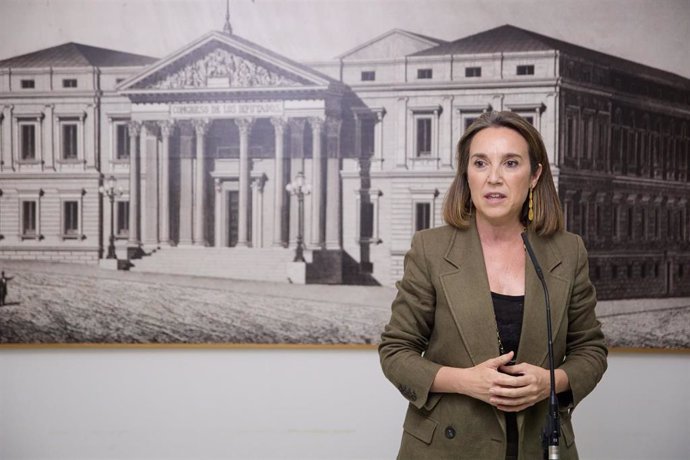 La secretaria general del Partido Popular, Cuca Gamarra, ofrece una rueda de prensa tras la reunión de la Diputación Permanente del Congreso de los Diputados, a 26 de julio de 2023, en Madrid (España). La Diputación Permanente del Congreso se ha reunido