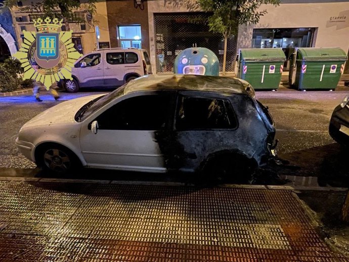 Policía Local de Logroño detiene a una persona tras incendiar un vehículo y darse a la fuga