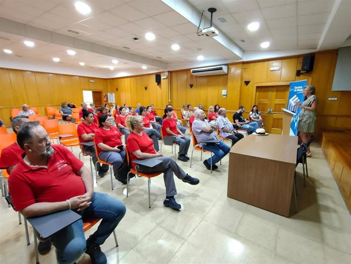 La concejal Mercedes Bernabé presenta la oferta del Servicio Municipal de Empleo para el último trimestre del año