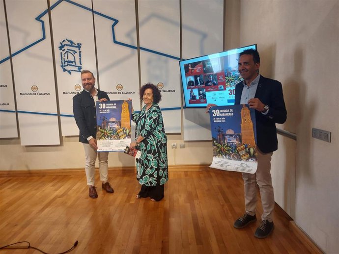 Presentación de las XXX Trobadas de Habaneras que ha corrido a cargo del presidente de Avanza Valladolid, Moisés Santana, el alcalde de Mayorga, David de la Viuda, y la presidenta de la Fundación de Habaneras, Teresa Pérez Daniel.