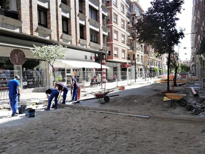 Archivo - Obras anteriores de reparación en las Cien Tiendas