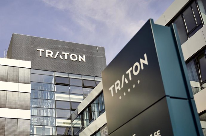 Archivo - Imagen de un edificio de Traton.