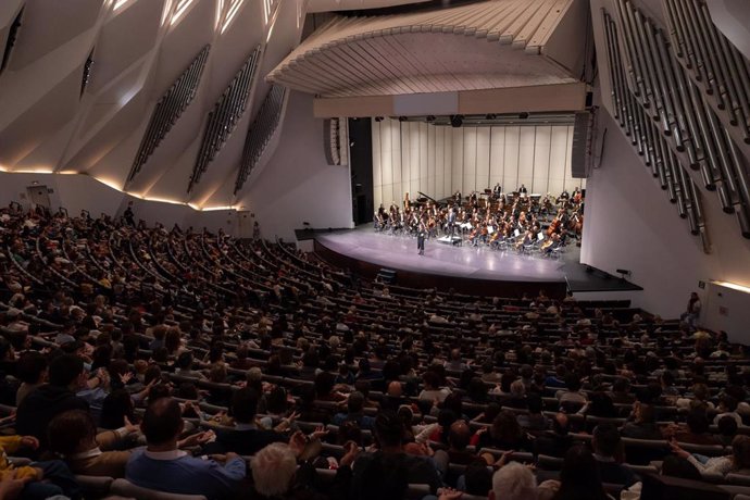 Archivo - Concierto de la Sinfónica de Tenerife en el Auditorio de Tenerife