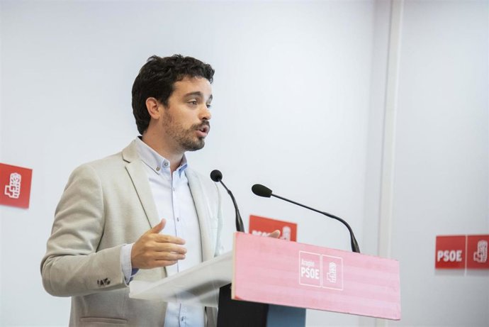 El secretario de Organización de los socialistas aragoneses, Darío Villagrasa, ha intervenido este miércoles en la sede del PSOE