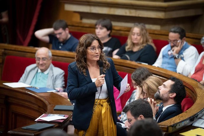 La consellera de la Presidencia, Laura Vilagr, en el pleno del Parlament el 26 de julio. 