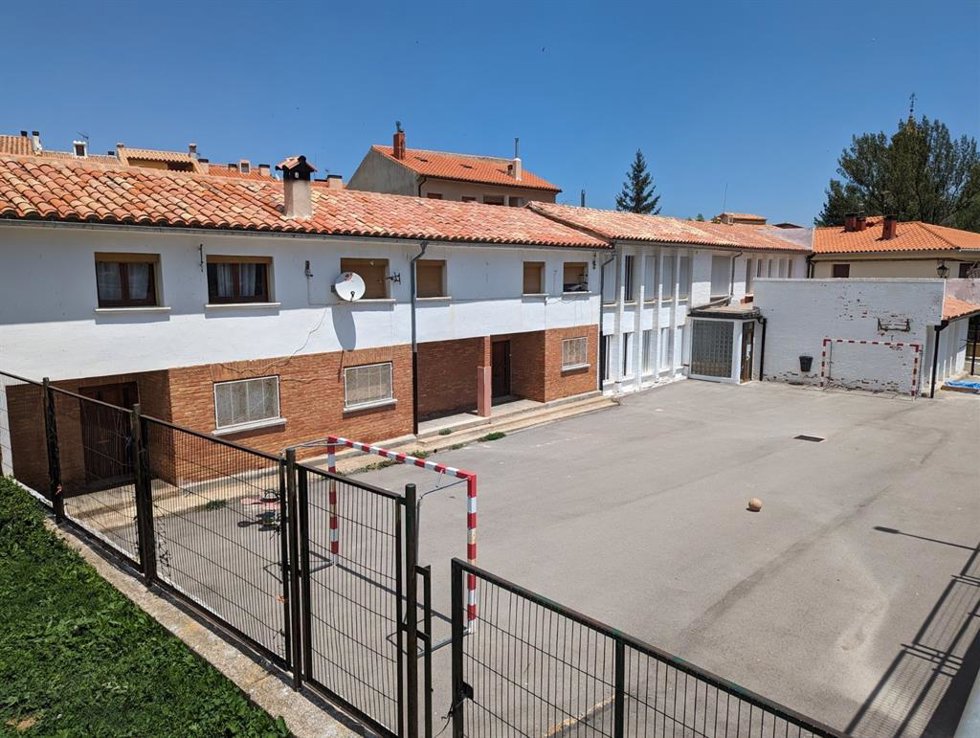Colegio de  la localidad de La Iglesuela del Cid