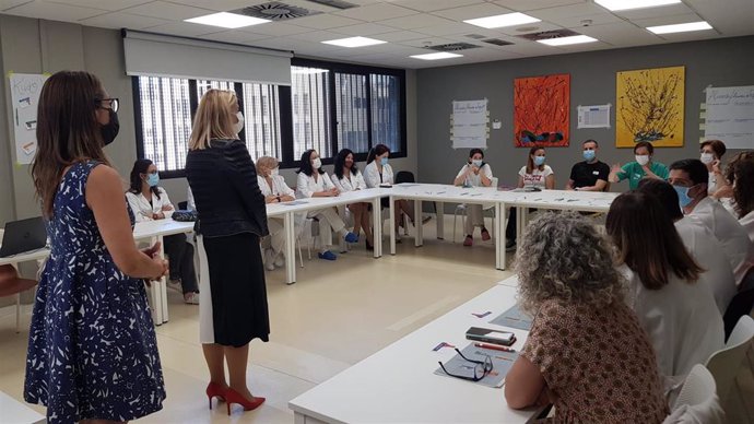 Curso de formación en herramientas de comunicación en el Hospital Clínico.