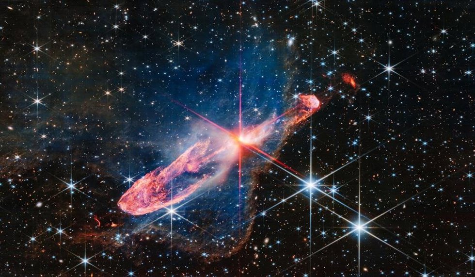 El Telescopio Espacial James Webb captura en una imagen infrarroja de las estrellas en formación activa