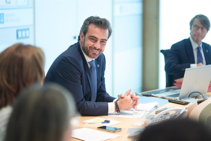 Calvo preside el Consello de la Xunta.