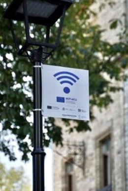 Vitoria-Gasteiz suma 22 nuevos puntos wifi gratuitos en el Casco Medieval y el Ensanche